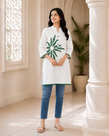 EMBROIDERED TOP - EMERALD BLOOM