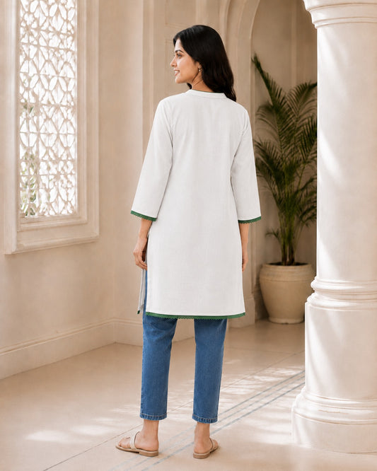 EMBROIDERED TOP - EMERALD BLOOM